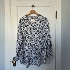 Cynthia Rowley Linen Shirt – 3X – White/Black Zebra Print